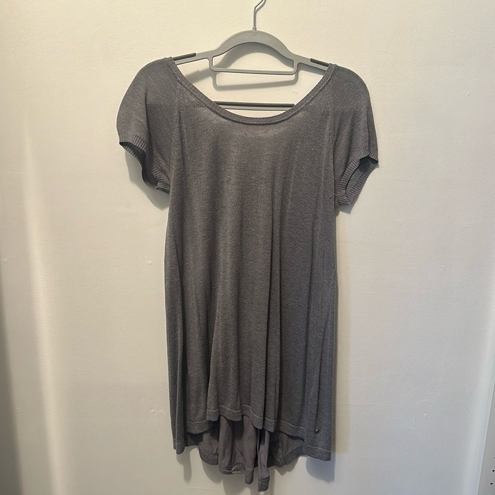 Lululemon dress shirt‎
